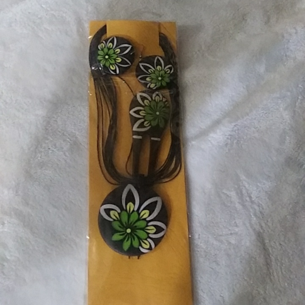Woman's Jewelry